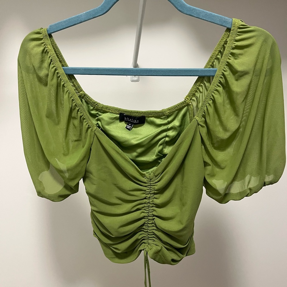 Green top M
